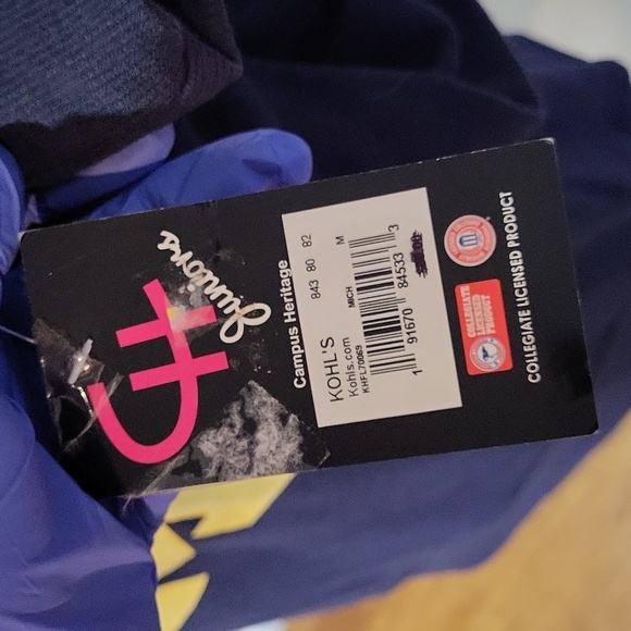 Campus Heritage Sweater - Picture 4 of 7